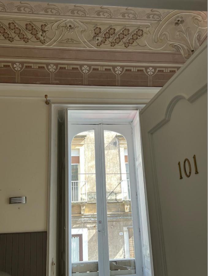 Il Giardino E Gli Affreschi Bed & Breakfast Catania Exterior foto